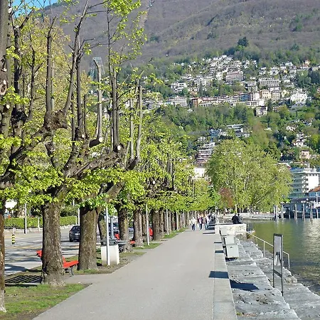 Apartmán Condominio Varesi *